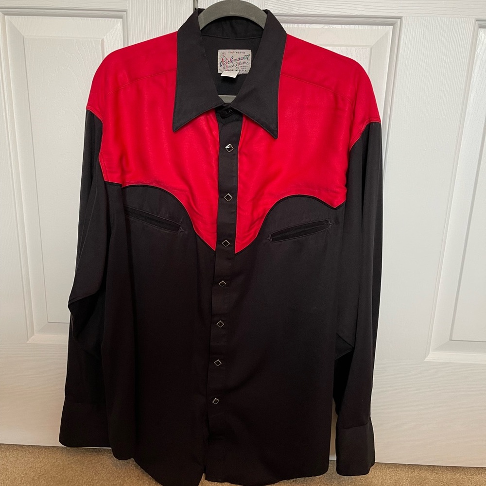 Rockmount Ranch Wear long sleeve western shirt.  XL size. Very Good condition.